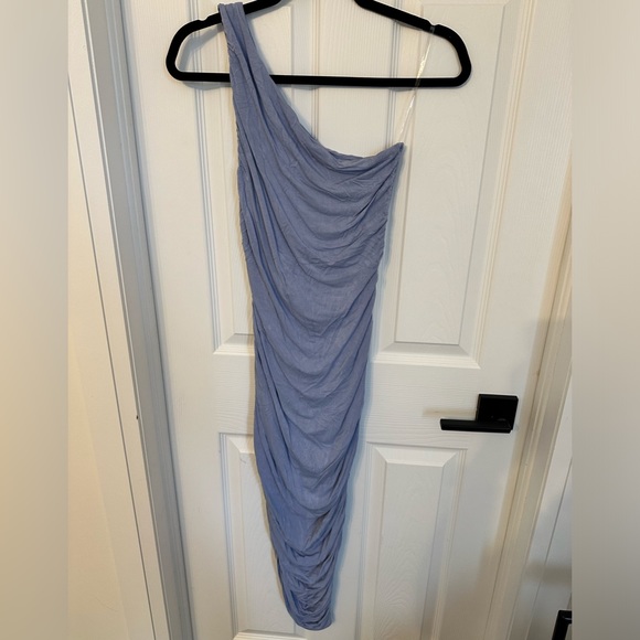 Pink blush one shoulder rushed midi dress - Picture 2 of 3